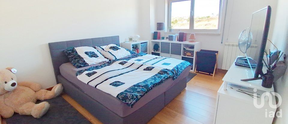 Maison T4 à Évora de Alcobaça de 175 m²