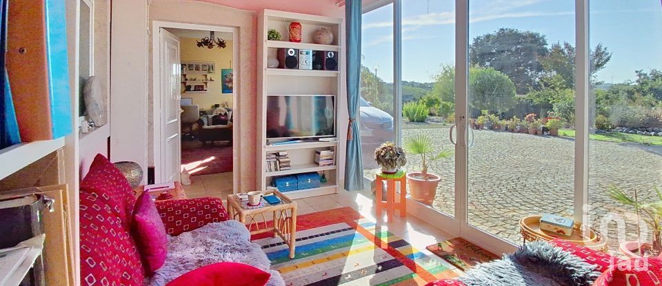 Maison T4 à Évora de Alcobaça de 175 m²