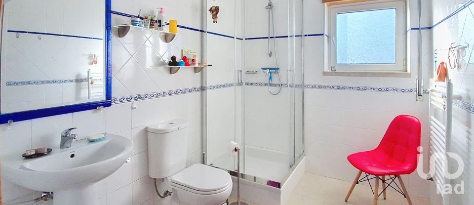 Maison T4 à Évora de Alcobaça de 175 m²