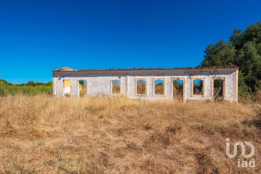 Terreno urbano em Vila Nova de Cacela de 2 940 m²
