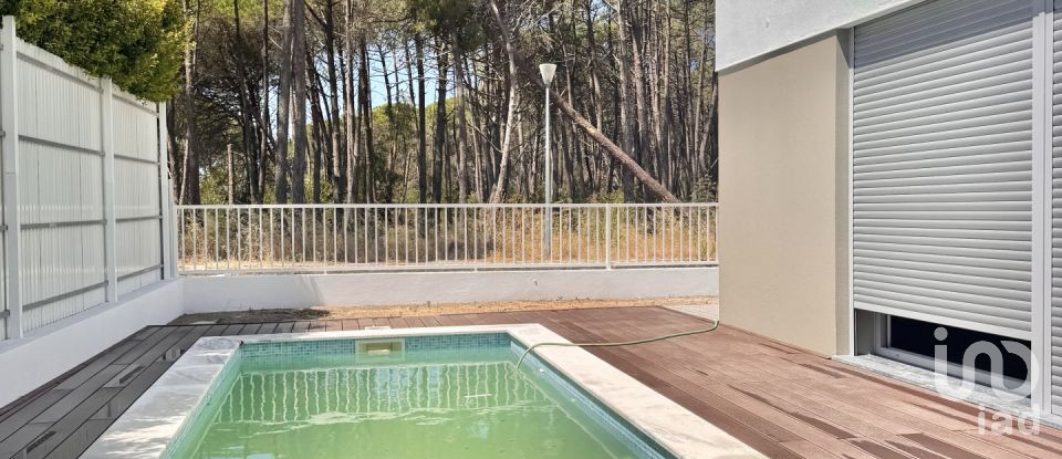 Moradia T3 em Sesimbra (Castelo) de 170 m²