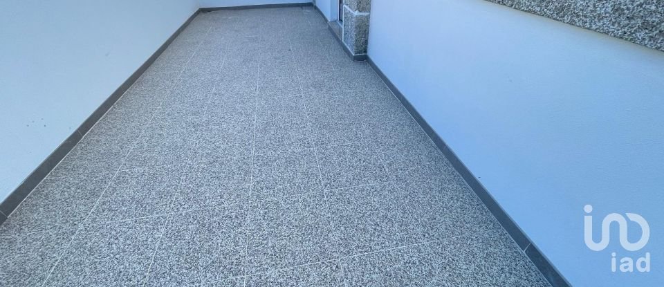 Maison T2 à Arcozelo de 72 m²