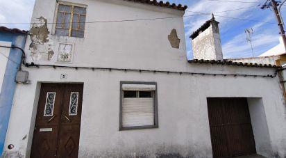 Maison T2 à Gáfete de 142 m²