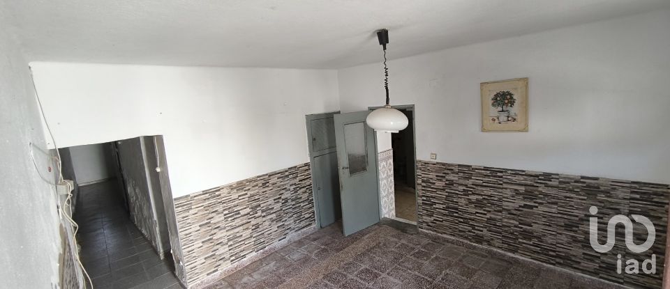 Maison T2 à Gáfete de 142 m²