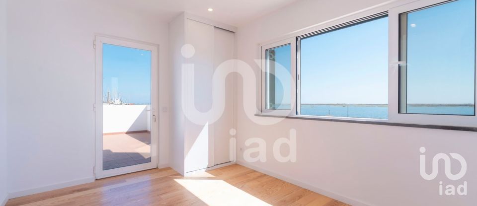 House T2 in Faro (Sé e São Pedro) of 92 m²