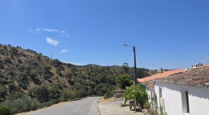 Maison T2 à Ameixial de 125 m²