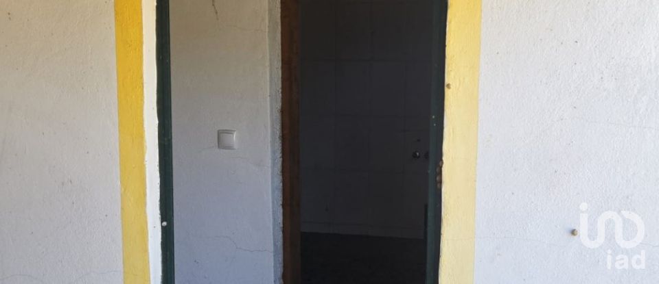 House T2 in Ameixial of 125 m²