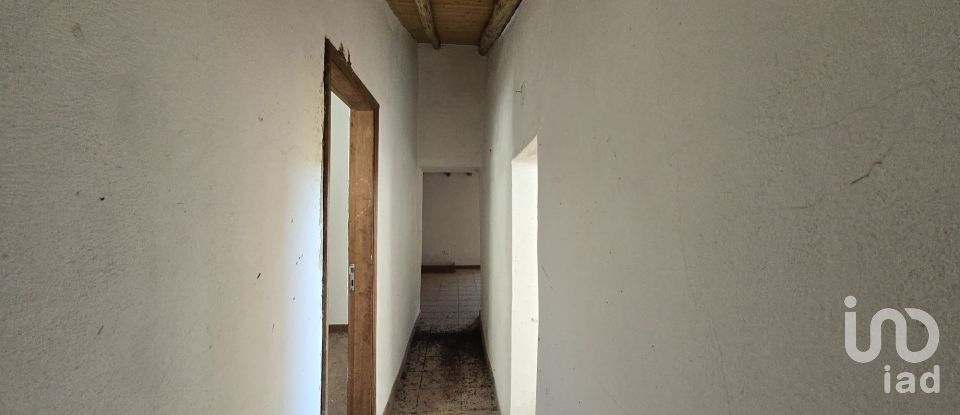 House T2 in Ameixial of 125 m²