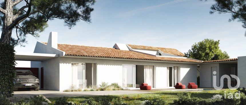 Maison T3 à Serra d'El-Rei de 242 m²