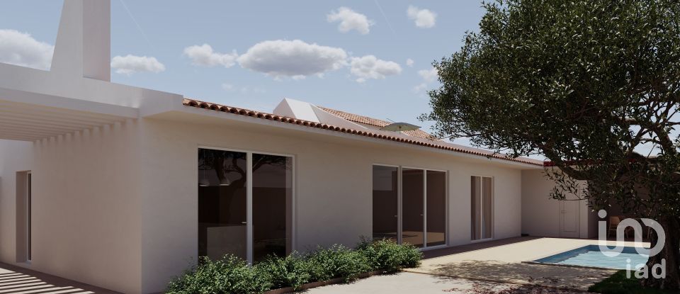 Maison T3 à Serra d'El-Rei de 242 m²