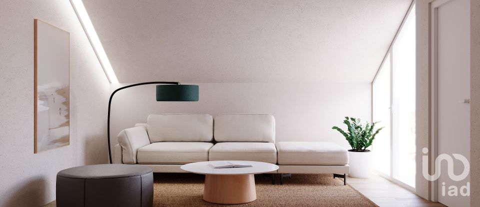 Maison T3 à Serra d'El-Rei de 242 m²