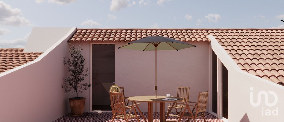 Maison T3 à Serra d'El-Rei de 242 m²