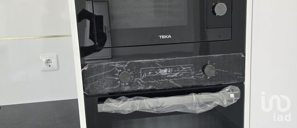 Moradia T2 em Branca de 130 m²