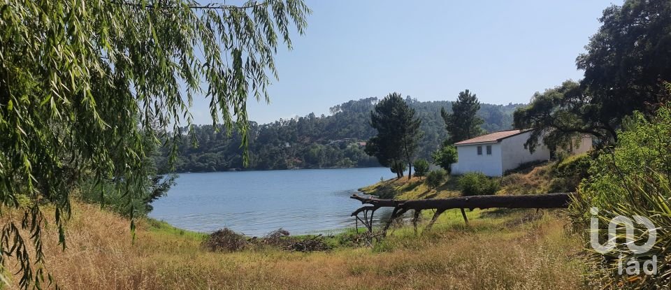 Terreno em Serra e Junceira de 7 250 m²