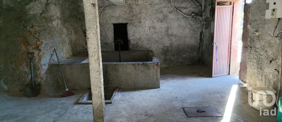 Maison T4 à Seixo da Beira de 498 m²