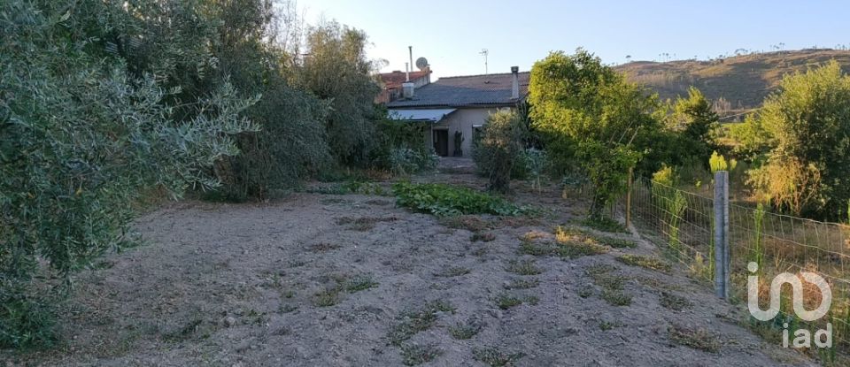 Maison T4 à Seixo da Beira de 498 m²