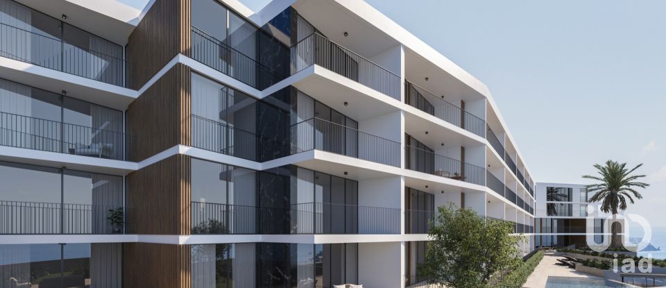 Apartamento T1 em Câmara de Lobos de 140 m²