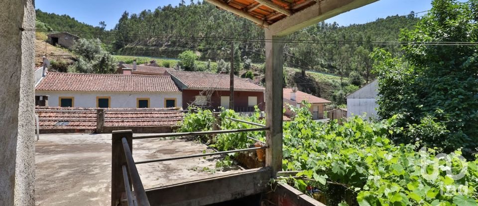 Moradia T3 em Poiares (Santo André) de 85 m²