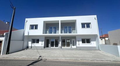 House T4 in Lourinhã e Atalaia of 140 m²
