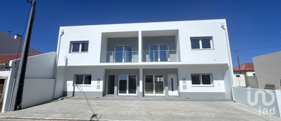 Maison T4 à Lourinhã e Atalaia de 140 m²
