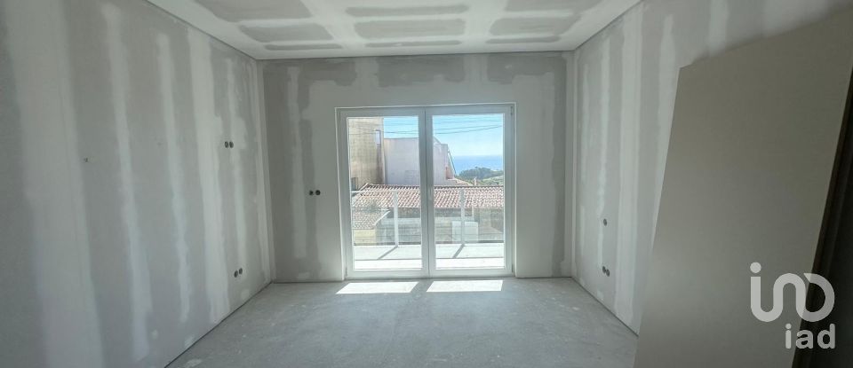 Maison T4 à Lourinhã e Atalaia de 140 m²