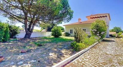 Maison T5 à Marinha Grande de 341 m²