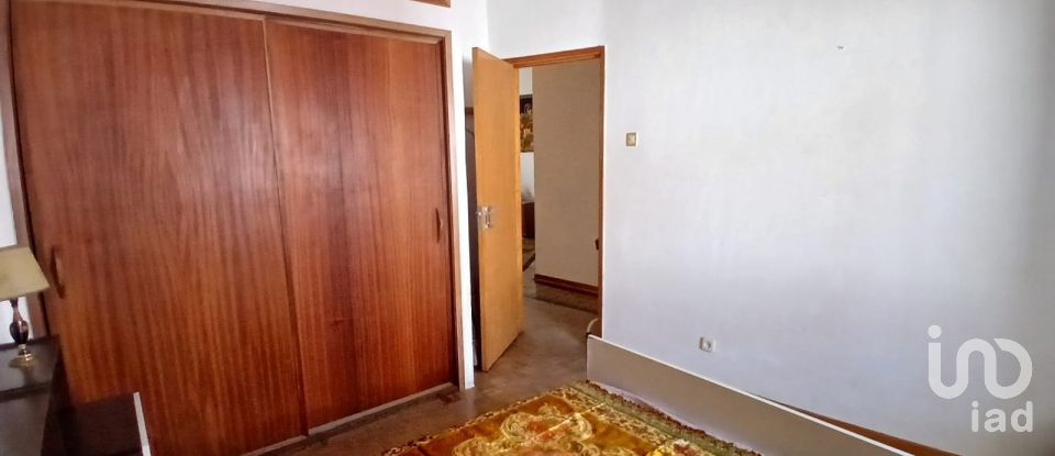 Traditional house T6 in Sé e São Lourenço of 174 m²