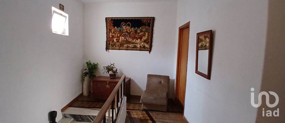 Traditional house T6 in Sé e São Lourenço of 174 m²