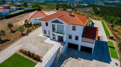 House T3 in Caldas da Rainha - Nossa Senhora do Pópulo, Coto e São Gregório of 600 m²