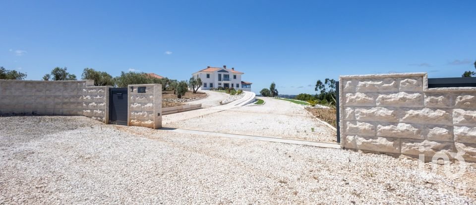 Moradia T3 em Caldas da Rainha - Nossa Senhora do Pópulo, Coto e São Gregório de 600 m²