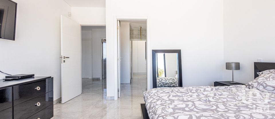 Moradia T3 em Caldas da Rainha - Nossa Senhora do Pópulo, Coto e São Gregório de 600 m²