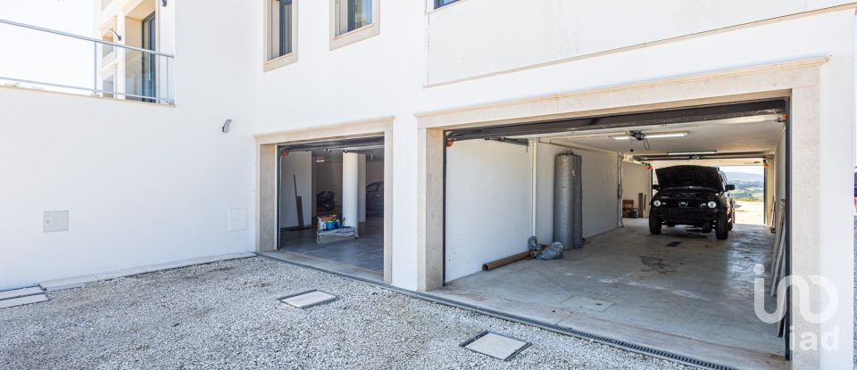 Moradia T3 em Caldas da Rainha - Nossa Senhora do Pópulo, Coto e São Gregório de 600 m²