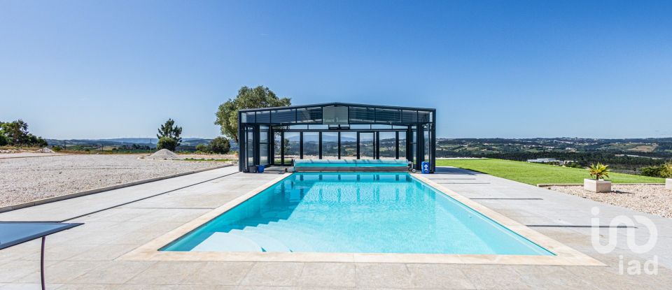 Moradia T3 em Caldas da Rainha - Nossa Senhora do Pópulo, Coto e São Gregório de 600 m²