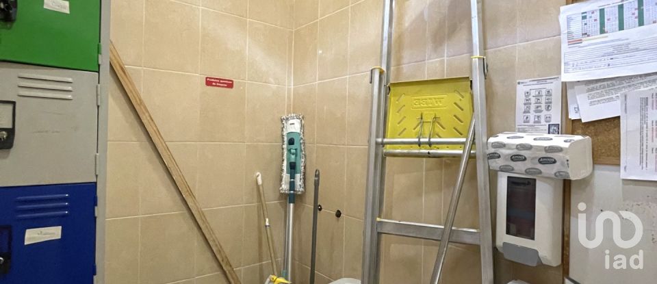 Shop / premises commercial in Abrantes (São Vicente e São João) e Alferrarede of 70 m²