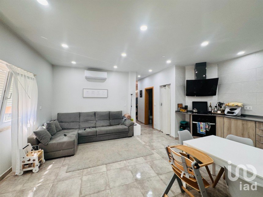 Apartamento T4 em Almada, Cova da Piedade, Pragal e Cacilhas de 117 m²