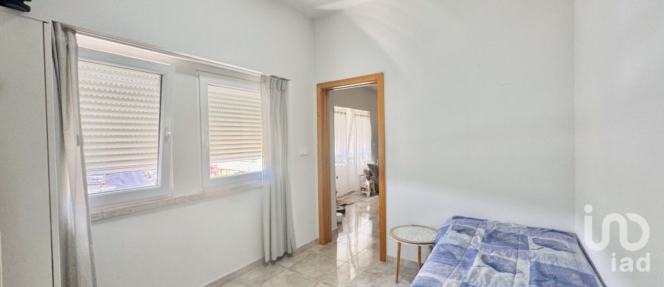 Apartamento T4 em Almada, Cova da Piedade, Pragal e Cacilhas de 117 m²