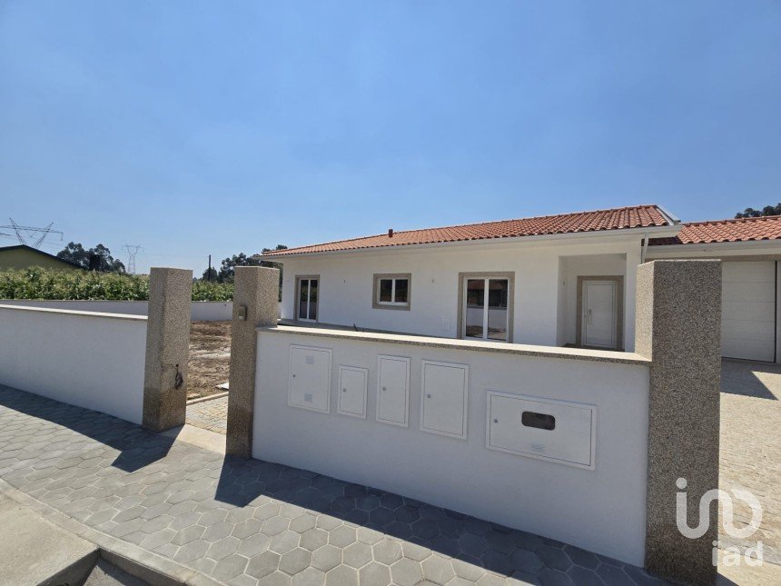 Moradia T2 em Branca de 130 m²