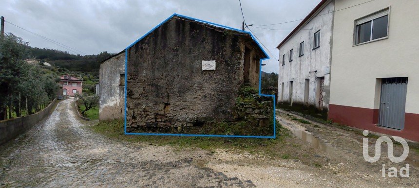 House T0 in Troviscal of 60 m²