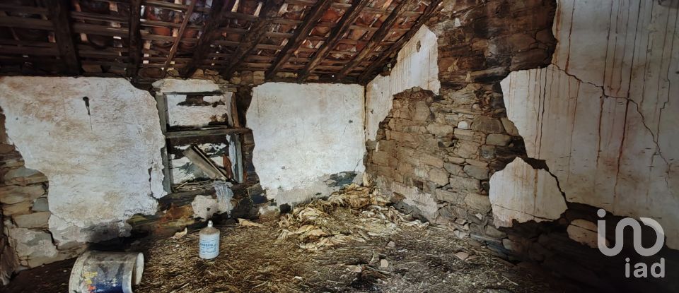 House T0 in Troviscal of 60 m²