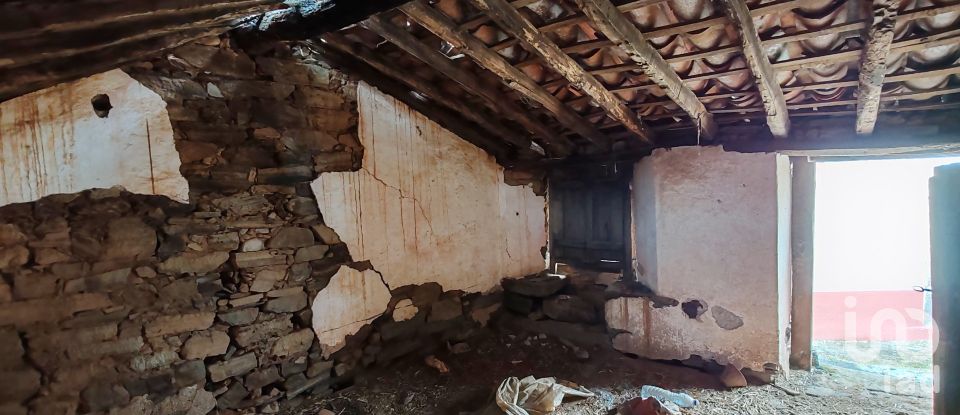 House T0 in Troviscal of 60 m²