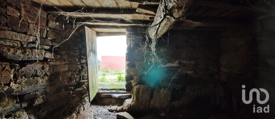 House T0 in Troviscal of 60 m²