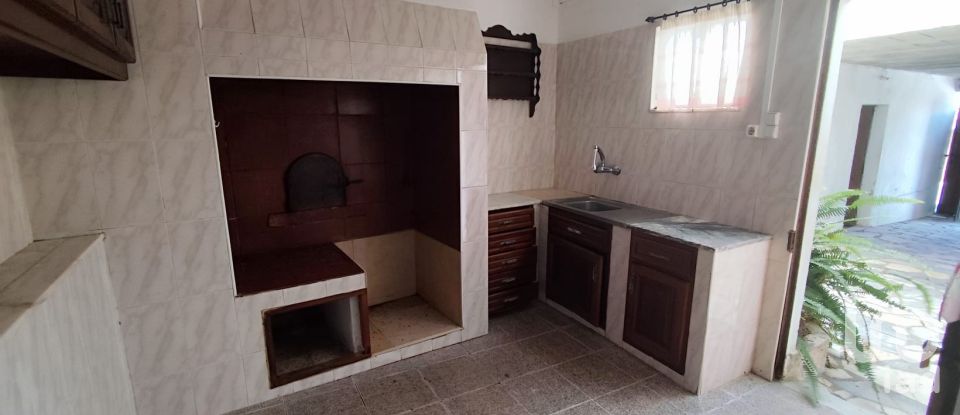 House T3 in Lamas e Cercal of 175 m²