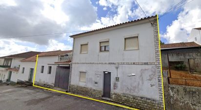 House T3 in Lamas e Cercal of 175 m²