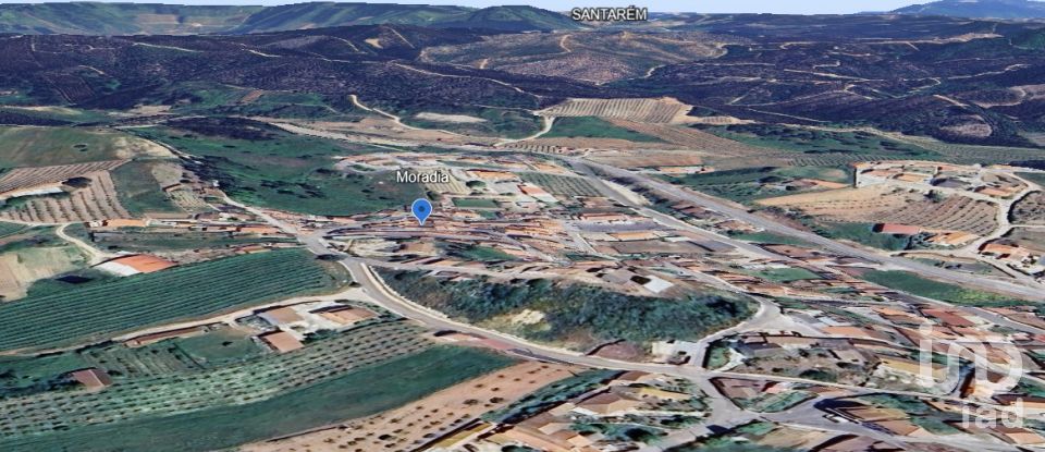 House T3 in Lamas e Cercal of 175 m²