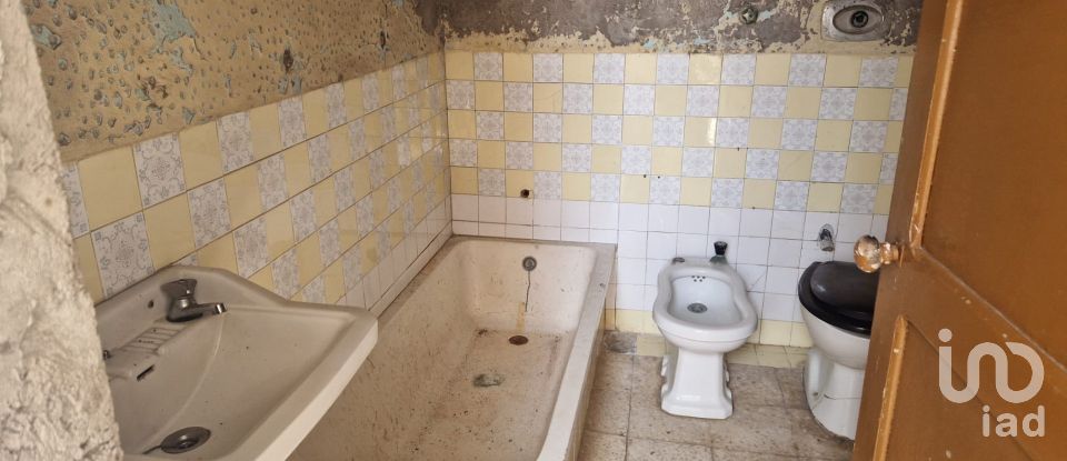 House T3 in Lamas e Cercal of 175 m²