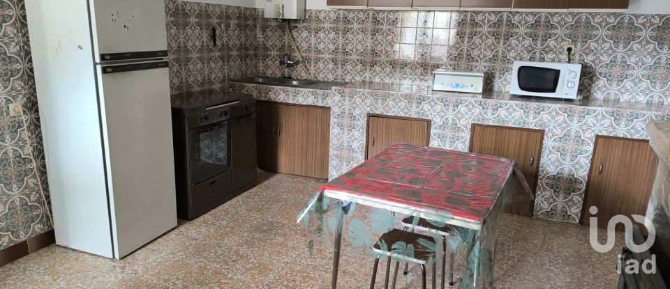 Lodge T2 in Vale de Frades e Avelanoso of 85 m²