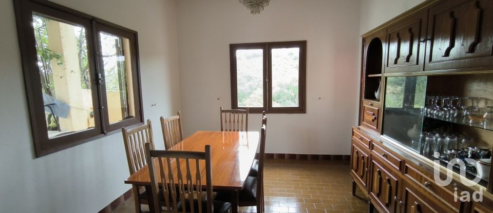 Lodge T2 in Vale de Frades e Avelanoso of 85 m²