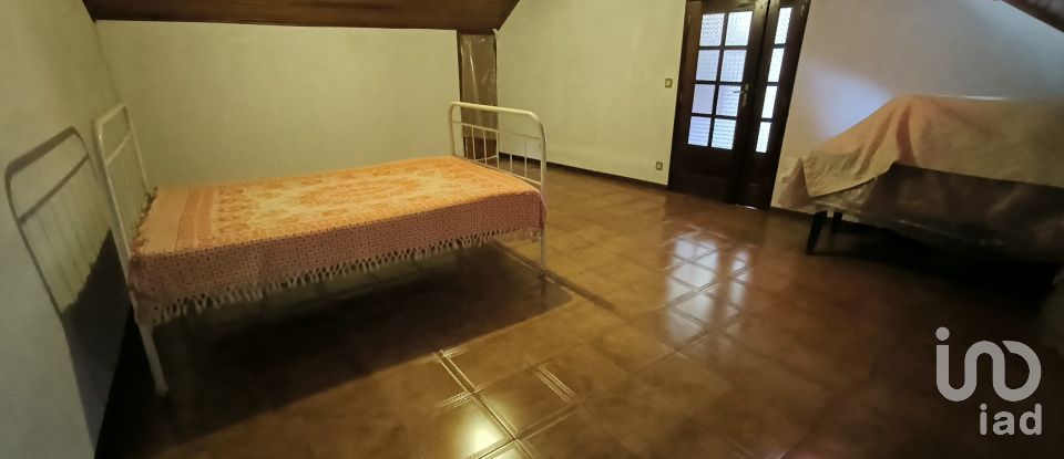 Lodge T2 in Vale de Frades e Avelanoso of 85 m²