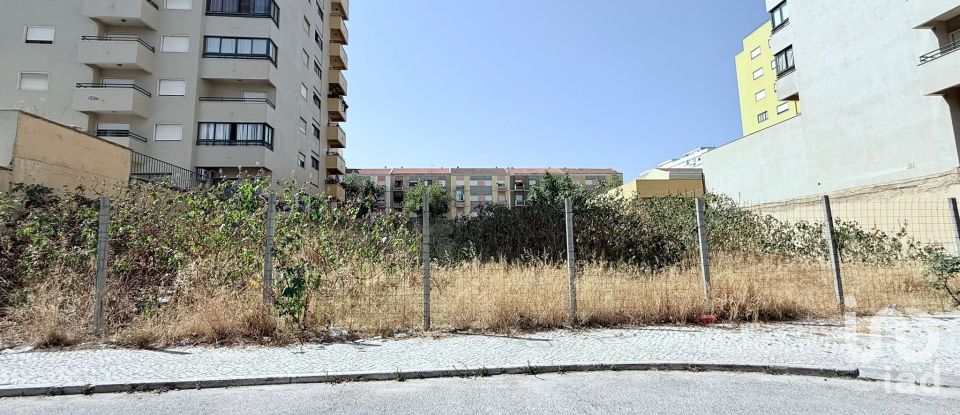 Land in Alto do Seixalinho, Santo André e Verderena of 1,575 m²