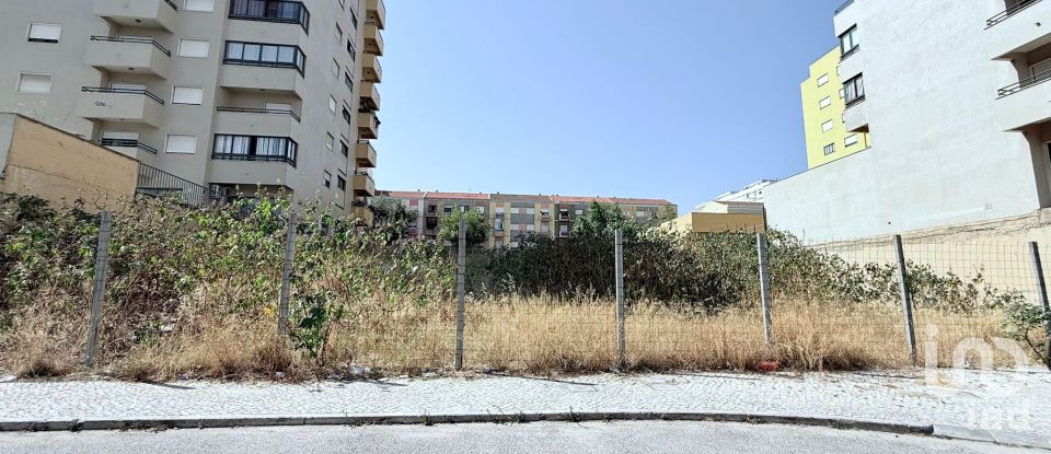 Land in Alto do Seixalinho, Santo André e Verderena of 1,575 m²